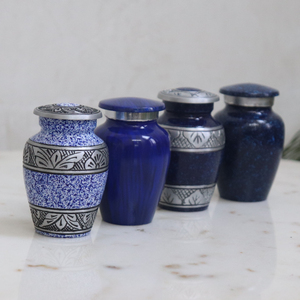 Urna de cremación de Metal personalizada de tamaño pequeño más vendida de HHO almacenamiento seguro para cenizas conmemorativas impresión personalizada fundición artesanías de Metal - Product Image 6