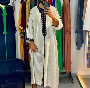 Blanc hommes intemporels thawb jubba arabe robe islamique à manches longues tenue traditionnelle du Moyen-Orient disponible au prix de gros - Product Image 1