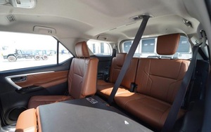 Toyota Fortuner SUV 2017, 4.1-6L Turbo, Automática, Gasolina, 5 Plazas, 25001-50000 Millas - Product Image 6