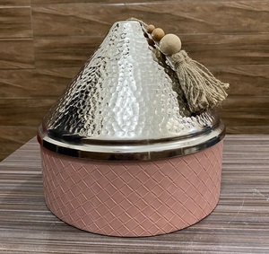 Casserole en métal et en bois au design unique de qualité haut de gamme Hot Pot & Food Warmer Made in Acacia Wood & Stainless Steel Metal - Product Image 5