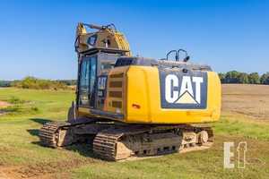 Excavadora de Orugas Usada CAT303 con Certificación CE, Miniexcavadora Caterpillar de 34 Toneladas con Caja de Cambios, Segunda Mano, Buen Rendimiento - Product Image 2