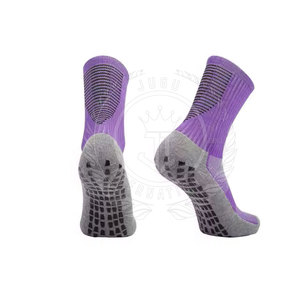 Nueva Colección de Calcetines Deportivos de Invierno con Estampado en el Puño, Diseño Personalizado, Ecológicos, Transpirables, de Nailon/Algodón para Correr al Aire Libre - Product Image 3