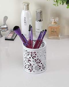 เชิงเทียนเหล็กกลวงสำหรับใส่เทียนไข  งานแฮนด์เมด  รักษ์โลก  พิมพ์ลายตัวอักษรสีขาว  คุณภาพส่งออก สำหรับเทศกาลอีสเตอร์ - Product Image 5