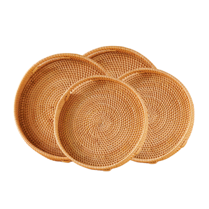 PRODUIT TOP Plateau en rotin Eco Chic fabriqué par des artisans qualifiés à partir de rotin renouvelable du sud-est asiatique - Product Image 1