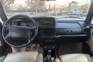 Volkswagen Cabriolet Classic Edición Coleccionista de 1993, Usado en Buen Estado - Product Image 4