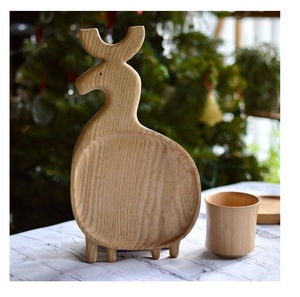 Plateau en bois de Noël Design unique Couleurs vives Un cadeau significatif pour la saison des vacances - Product Image 6