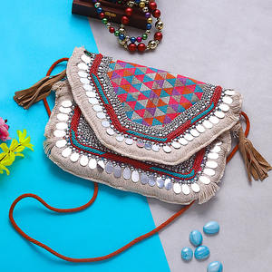 Sac fourre-tout vintage Banjara sac à main brodé à la main sac à provisions bohème vente chaude au Qatar à bas prix par LUXURY CRAFTS - Product Image 2