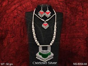 Hermoso diseñador de piedra completa Mehendi Plated Fancy Designer Necklace Set - Product Image 2