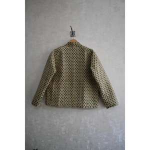 Veste d'hiver matelassée en coton pour femme, imprimé floral à la main, détail boutonné, tissu réversible, doublure en coton écologique, longue - Product Image 4