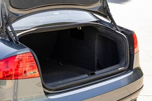 AUDI A4 3.2 QUATTRO SEDÁN 2008 USADO, VOLANTE A LA IZQUIERDA/DERECHA - Product Image 3