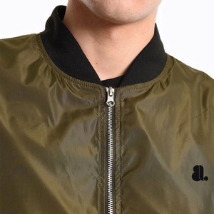 Chaqueta Bomber para Hombre con Logo Estampado, Invierno 2026, Cierre Completo, Ecológica, Precio Bajo, Color Sólido, Estilo Urbano - Product Image 4