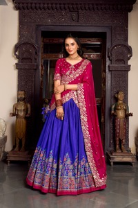 Ropa DE BODA Heavy Beautiful Tussar Silk con estampado y trabajo de lámina Lehenga Choli Compras en línea - Product Image 4