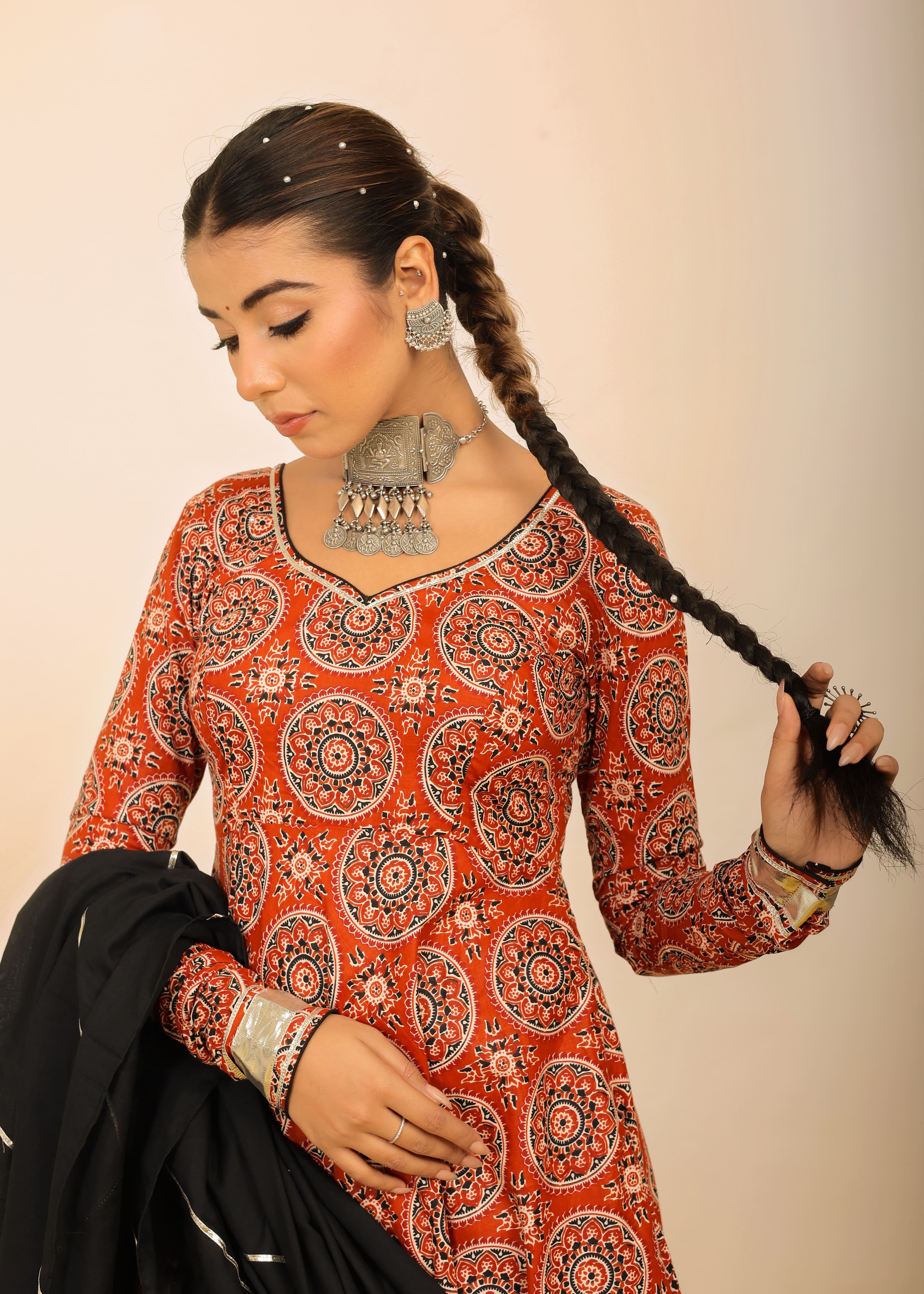 สีน้ำตาลและหลาย