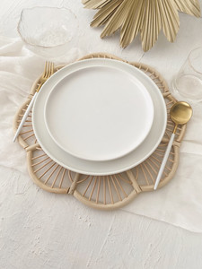 Mantel individual de ratán natural hecho a mano con flores de diseño de tendencia caliente, manteles individuales naturales bohemios para decoración del hogar, venta al por mayor de Vietnam - Product Image 4