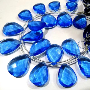 Perles en forme de poire à facettes en topaze bleue de Londres perles de topaze bleue en quartz hydro percées taille 16x21mm à 18x25mm brin 8 pouces de long - Product Image 1