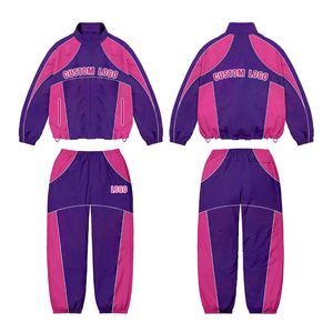 Ensemble veste courte coupe-vent deux pièces de couleur unie pour l'été Ensemble short de survêtement coupe-vent pour homme - Product Image 3