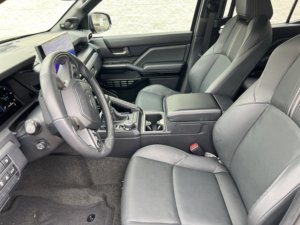 Toyota 4-Runner Limited 4WD 2025 Usado en Buen Estado - Product Image 3