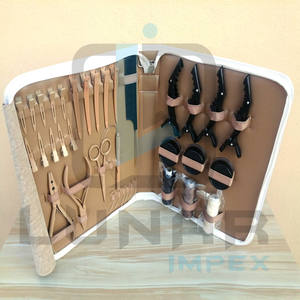 Innovadores alicates de extensión de cabello Microlink para un kit de herramientas de peinado rápido y fácil en color tostado con logotipo personalizado - Product Image 5