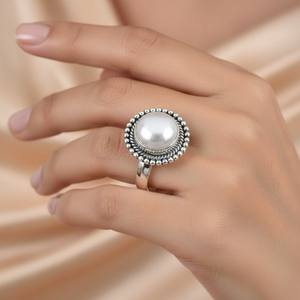 Anillo de Plata con Perla Natural Elegante - Diseño Vintage Atemporal con Detalle de Cuentas - Regalo para Ella - Product Image 2