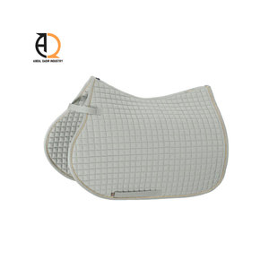 Manta de Silla de Montar Ecuestre Antideslizante de Primera Calidad, Disponible en Tamaños y Colores Personalizados - Product Image 3