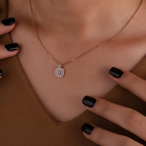 Colgante Solitario con Diamante Cultivado en Laboratorio de 1.8 Quilates, Corte Redondo, Doble Halo, Claridad VS, Color EF, en Oro de 14K para Joyería Fina de Mujer - Product Image 4