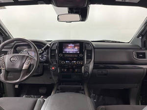 นิสสัน ไททัน SV ปี 2024 สภาพดี ใช้งานน้อย - Product Image 4