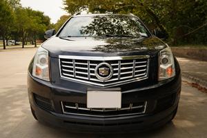 Cadillac SRX Luxe d'occasion propre, année 2016 - Product Image 2