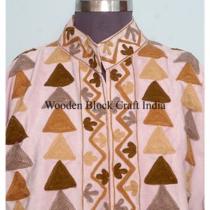 Chaqueta de Algodón 100% Ecológica, Acolchada, con Cierre de Botones, Bordado Suzani de Terciopelo, para Otoño e Invierno, Precio al por Mayor, Mangas Largas - Product Image 2