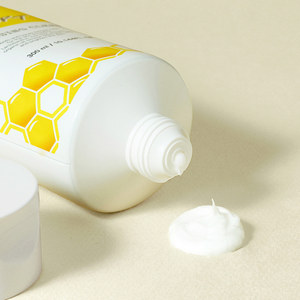 Chère Lucy DeaLucey miel yaourt grec 300ml mousse nettoyante crémeuse nourrissante peau sèche nettoyant blanchissant yaourt riche en probiotiques - Product Image 4