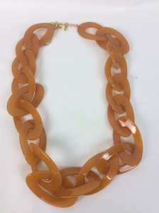 Collar de Resina para Mujer de MN EXPORTS, Hecho a Mano con Cuentas de Resina, Tema Cristiano para Fiestas y Bodas, Venta al Por Mayor en Uttar Pradesh - Product Image 5