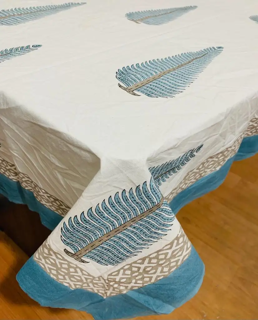家の装飾のための厚いリネン手刺繍テーブルクロスをデザイン