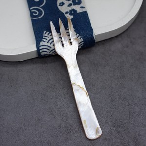 Cuillère perlée sophistiquée pour la salle à manger et le divertissement - Product Image 3
