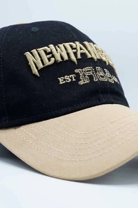 หมวกพี-หมวกแก๊ปปักสองสีดีไซน์ใหม่สำหรับผู้ชายหมวกแก๊ปปรับได้หัวเข็มขัดโลหะปรับขนาดได้คุณภาพสูงหมวกแก๊ปแบบกำหนดเอง6แผง - Product Image 4