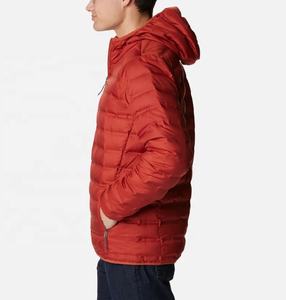 Chaqueta acolchada de primavera con diseño acolchado impermeable y cálido con capucha a prueba de viento y soporte largo de invierno para hombre con logotipo personalizado - Product Image 2