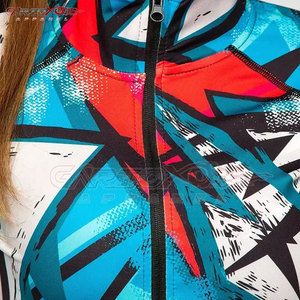 Chándal de mujer con estampado de sublimación y silueta elegante para estilo callejero, chándal de sublimación duradero para mujer - Product Image 4