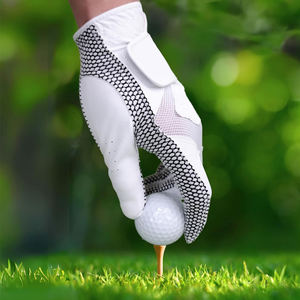 Guantes de golf personalizados de calidad superior con sensación de cuero suave y bordado personalizado disponible para promoción de Marca - Product Image 4