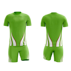 Uniforme de football à manches courtes confortable pour hommes, haute qualité, logo personnalisé, design personnalisé, impression par transfert thermique, OEM - Product Image 3