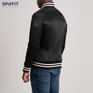 เสื้อแจ็คเก็ตเบสบอลแบบกำหนดเองสำหรับผู้ชาย ปักลายด้านหน้า ระบายอากาศได้ดี เหมาะสำหรับฤดูหนาว สไตล์สตรีทแวร์ ผลิตโดยผู้ผลิตเสื้อผ้าแบบกำหนดเอง - Product Image 5