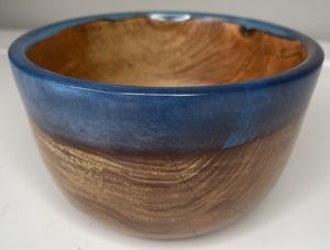 Bol en résine en bois de créateur, fabriqué à la main, centre de table rustique moderne, accent décoratif élégant pour la maison et la cuisine - Product Image 2