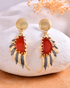 Pendiente de piedras preciosas de cuarzo rojo natural Pendientes chapados en oro sólido y Negro Diseñador Pendiente de piedras preciosas hechas a mano Mujeres - Product Image 2