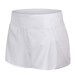 Shorts de sport blancs tricotés taille haute respirants avec taille élastique pour femme – Shorts de yoga fitness couleur unie coupe classique pour femme - Product Image 2