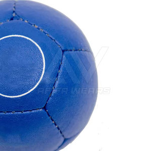 Ballons de Boccia Professionnels en Cuir 2024 PERSONNALISÉS Vente en Gros Ballons de Boccia en Cuir PU Cuir de Vachette - Product Image 4