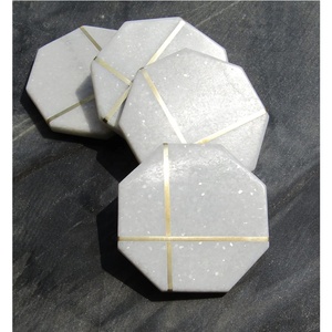 Haute demande ronde marbre laiton antiadhésif pierre naturelle tasse sous-verre avec support en métal en gros pour la maison et l'hôtel - Product Image 2