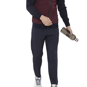 Trajes Deportivos de Color Sólido de Corte Regular para Hombre, Último Estilo, Hechos en Pakistán, de Secado Rápido y Transpirables, con Logotipo Personalizado - Product Image 6