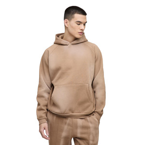 Ensemble de survêtement pour homme en molleton épais, sweat à capuche et pantalon de jogging à jambes larges, brun clair, tissu doux et chaud, streetwear, logo personnalisé OEM prêt - Product Image 3