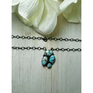 Collier en turquoise et argent sterling Golden Hills, fait main par des artisans Navajo, bijoux culturels de collection - Product Image 2