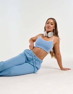 Último proceso personalizado azul OEM 2 piezas de cintura alta para mujer conjunto de yoga suave Flexible pantalones de chándal cintura bolsillos sólido corto de las mujeres - Product Image 2