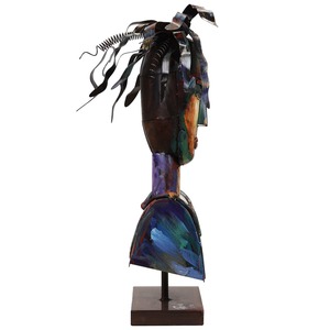 Sculpture d'horreur en métal coloré, décoration artistique de table, objet unique d'accentuation gothique pour la maison ou le bureau, provenant d'Inde - Product Image 6