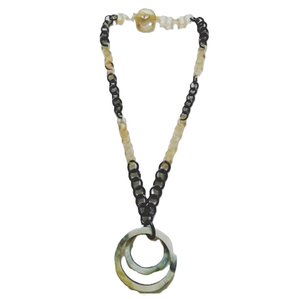 Collier artisanal en corne de buffle Bijoux en corne naturelle de style ethnique africain pour femme avec tribal et boho par glowin fashion - Product Image 6