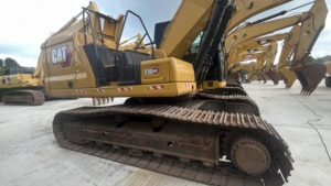 Excavadora pesada Caterpillar 330GC de segunda mano de alto rendimiento, máquina duradera para proyectos de minería y canteras. - Product Image 2